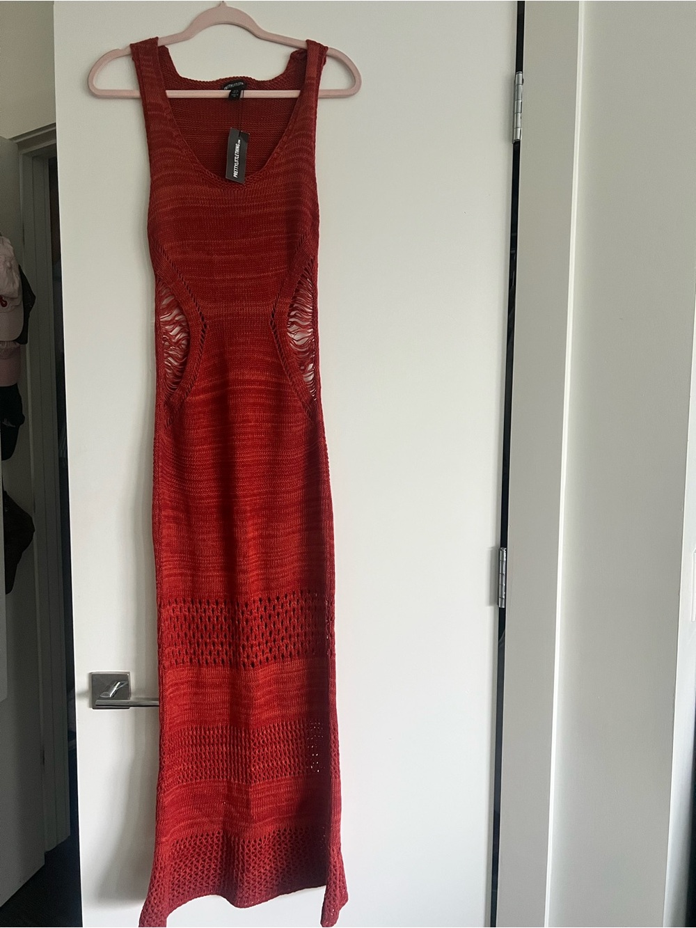 PrettyLittleThing Red Knit V-Neck Maxi Dress